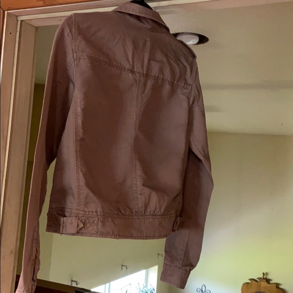 Loft Jacket - Picture 2 of 3